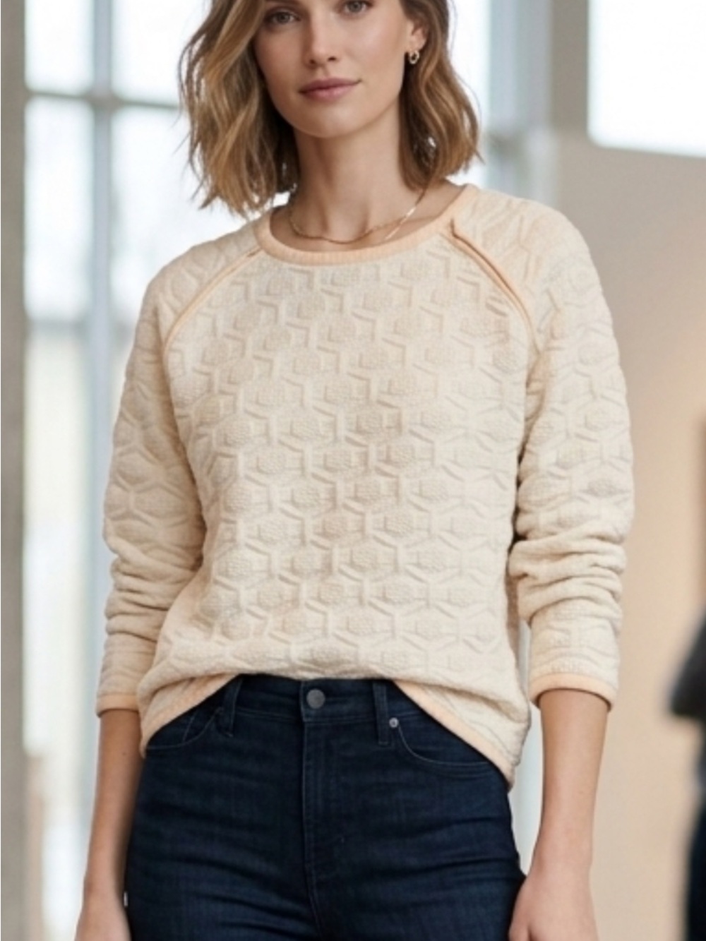 J crew women Cream Quilted sweater size S